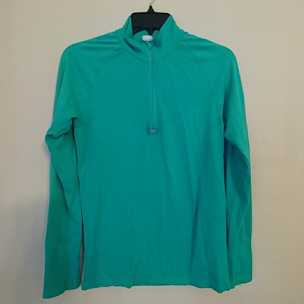 Long sleeved workout top